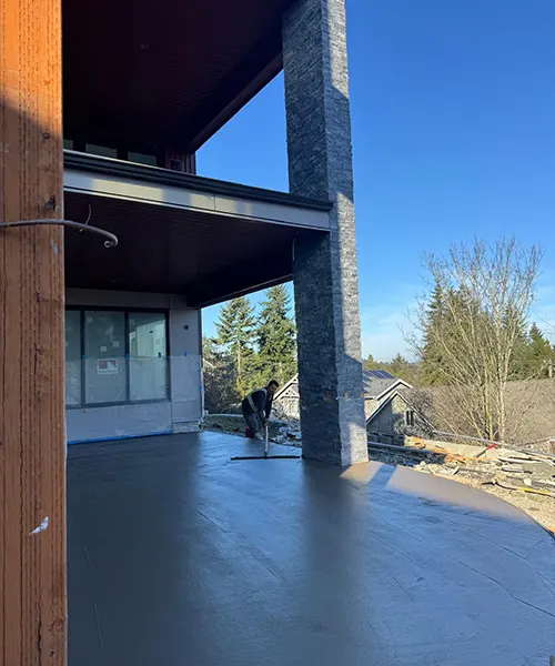 Concrete Installation & Color on Patio & Driveway in Seattle 